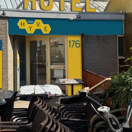 Отель The Hyve Budget Роттердам