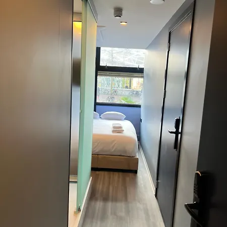 The Hyve Budget Hotel Rotterdam