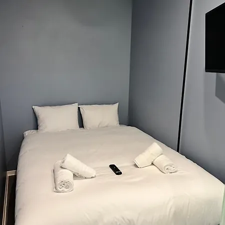 The Hyve Budget Hotel *