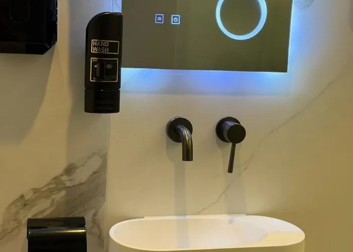 Hotel The Hyve Budget *