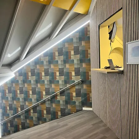 Hotel The Hyve Budget