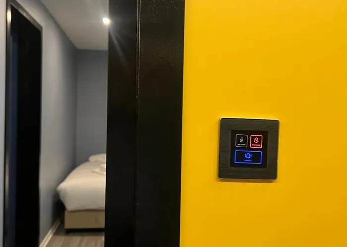 The Hyve Budget Hotel Rotterdam